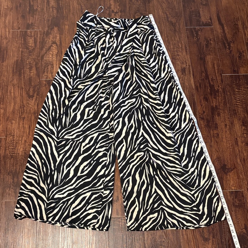 Chic Zebra Pattern Wide-Leg Pants